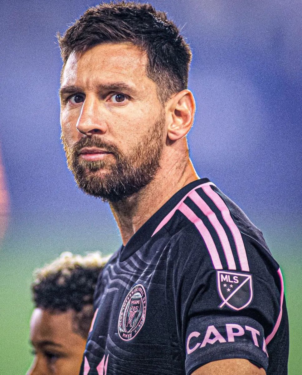 Hoy juega Messi.

Vamos.