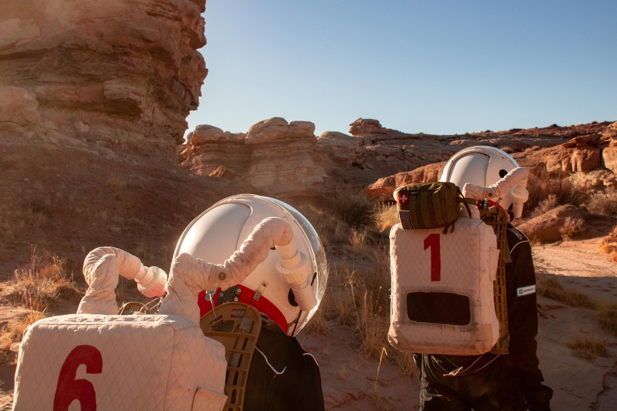 Venturing through Utah's Mars-like landscape, Crew 293 continues with field research, snaps deep space photos & enjoys a relaxing game of chess. Learn more at: mdrs.marssociety.org. @MDRSSupaeroCrew #stem @ISAE_officiel #marsanalog #analogastronauts #utah