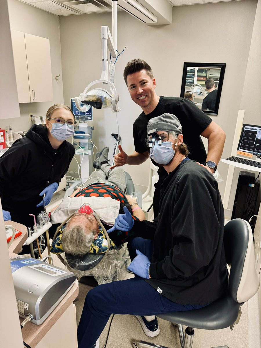 FrandsenDDS's tweet photo. Happy Dentist Day!  🦷🪥  Dr. Frandsen spent the day at Idaho State University teaching the dental residents modern implantology, guided surgery, and sedation.  Take a minute and wish Dr. Frandsen and Dr. Griffin a “Happy Dentist Day!”  #IdahoFallsSmiles #IAGD #ISUdentalresidency https://t.co/nlsAh9ds7j