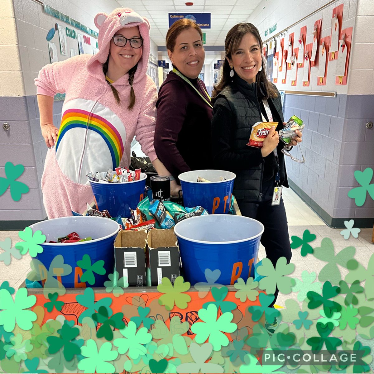 We're incredibly fortunate to have such a caring and exceptional PTA supporting us! The jolly trolly fueled all with happiness! @rsykez @MollyMo518 @jqjoyner1 @ddmespta