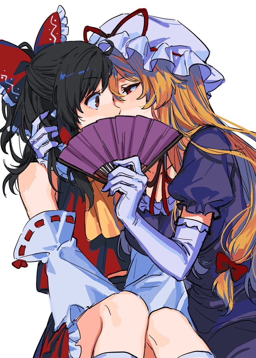 #このタグを見た人はラフ画とその完成絵を見せる
ラフでは裏が見える 