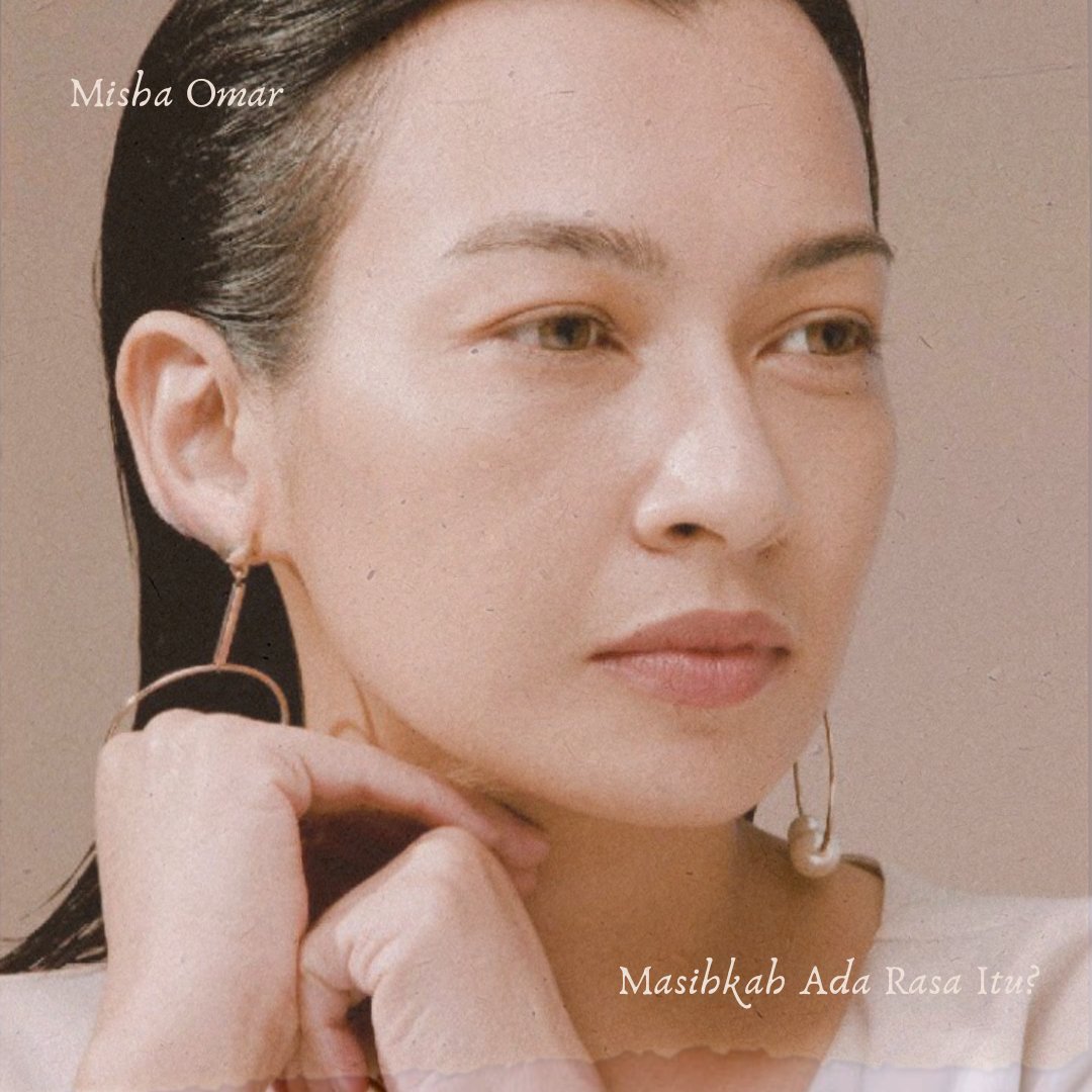 MuzikKita's tweet photo. Terlarut Dalam Pelayaran Emosi Misha Omar Menerusi “Masihkah Ada Rasa Itu?” https://t.co/MRJuxlmpG7

Lagu: Masihkah Ada Rasa Itu?
Artis: Misha Omar
Komposer / Lirik: Sharon Paul / Que Afiq https://t.co/xezGlop3jC