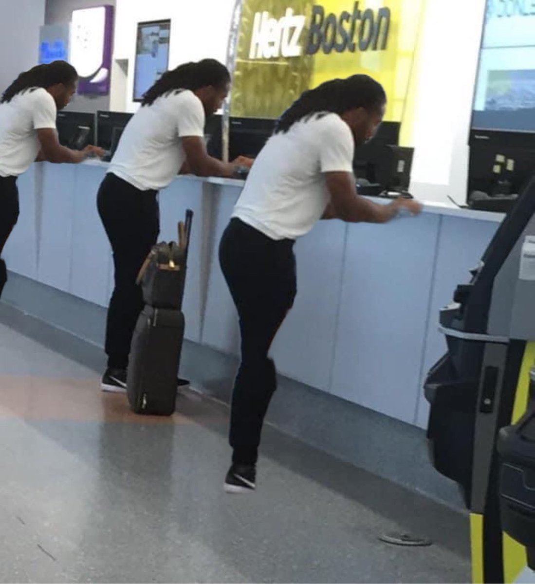 Big day tomorrow for the #Steelers.

Just saw Russell Wilson, Justin Fields AND Kirk Cousins at the Pittsburgh Airport: