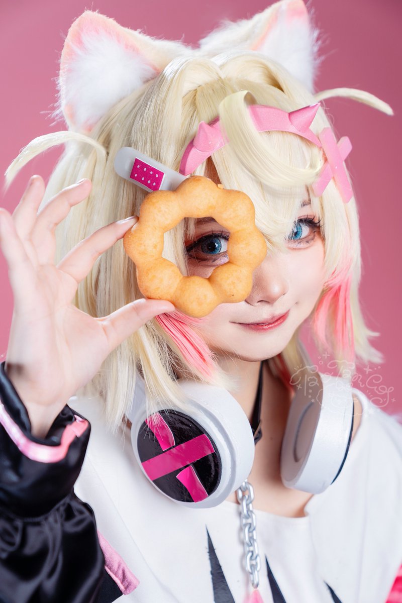 Taotan_cos's tweet photo. 👌🍩

 #FWMCpix https://t.co/sZ4bJzLO1b