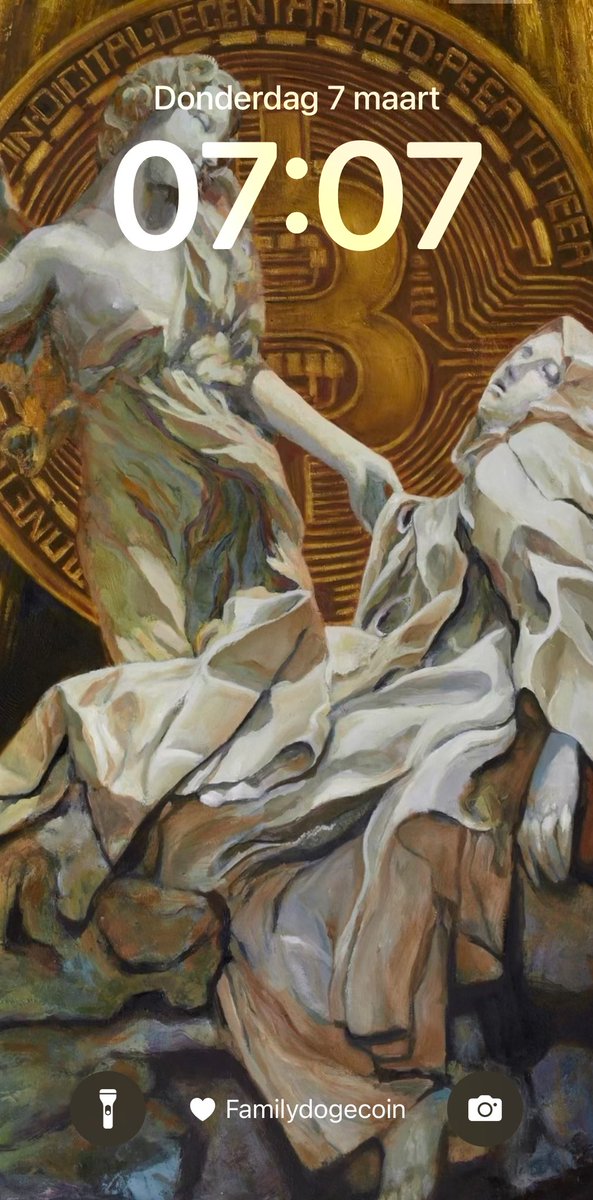 FamilyDogecoin's tweet image. Gm💚 
On 7.07 on 7 march #myscreen is the fabulous Bitcoin Angel by Trevor Jones that started my nft journey. 
When will bitcoin hit 77,777 ❤️‍🔥👌❤️‍🔥 only a few understand