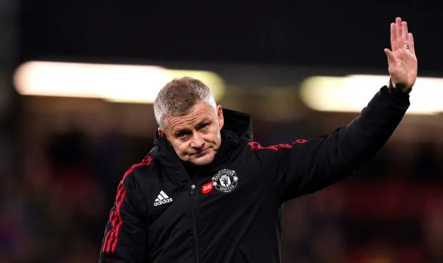 Mercado_Ingles's tweet photo. Ole Gunnar Solskjaer indica que en su etapa como DT del Manchester United, en 2019 habia pedido los fichajes de Jude Bellingham del Birmingham City, Erling Haaland del Molde y Declan Rice del West Ham. [Podcast, The Overlap] https://t.co/umjU50FHYE