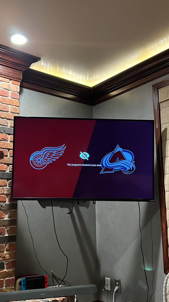 Go_Fishhhh's tweet image. These TV blackouts are getting ridiculous!! Can’t even watch the Avalanche game in Nebraska on @NHL_On_TNT! @Avalanche @NHL @RearAdBsBlog @BizNasty2point0 @liam_mchugh #grindsmygears