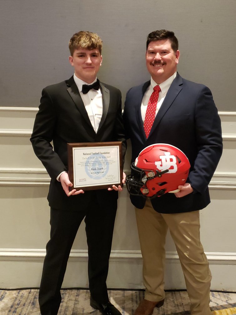 Senior Kaleb Stuard was honored tonight for his commitment in the classroom and on the football field by @NFFofMiddleTN Congratulations Kaleb! #ByrnsBoy