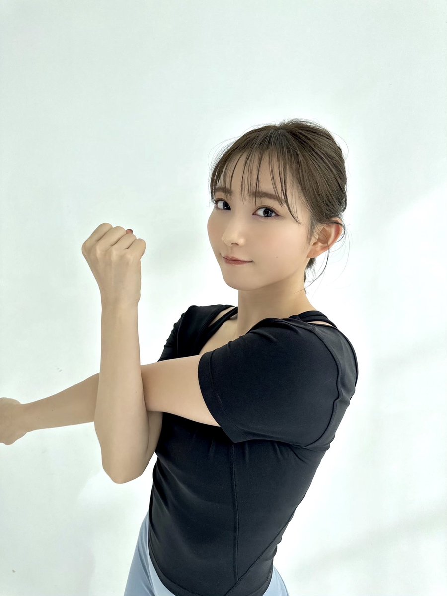 MAQUIA ONLINE」 #SayYouBeauty ボディーメイクのために私がよく使って