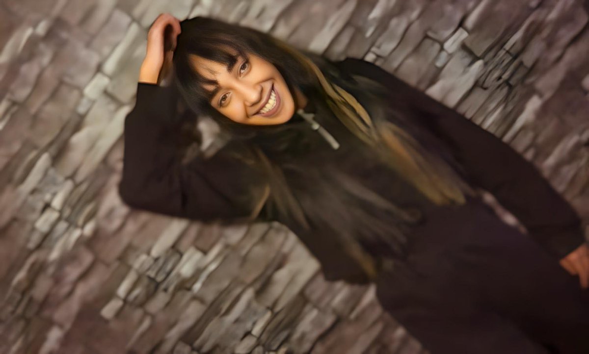 1littlelola's tweet photo. Even with bad mental health never show your weakness and smile like your a bad arse bitch #teamlittlelola #MentalHealthAwareness #MentalHealthMatters #athomephotoshoot #TeamXB https://t.co/AKvJZ2sLEr
