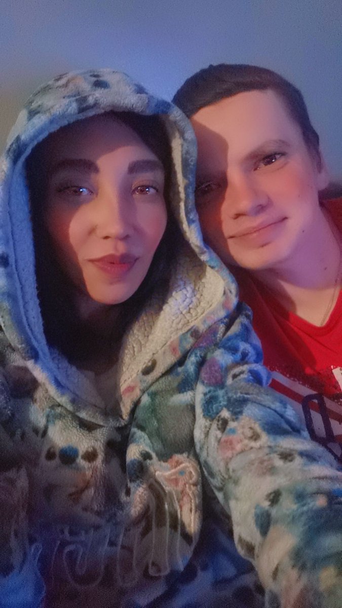 1littlelola's tweet photo. With my love #teamlittlelola #teamxb #Iloveyou #boyfriend https://t.co/qahwwXDvPe