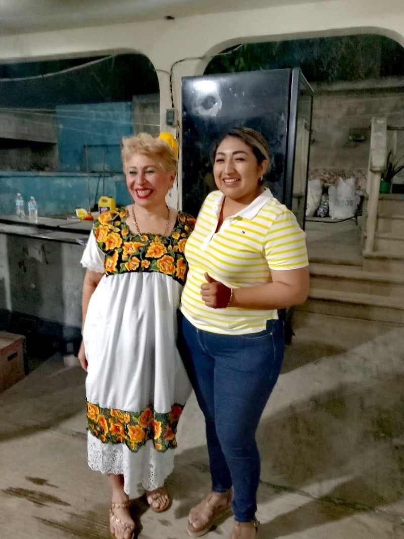 EcoYucatan's tweet photo. ¿Campaña anticipada de Dianita Dzul Leo?
La alcaldesa de Seyé, ¿en campaña anticipada? se preguntan los ciudadanos quienes están atentos de sus candidatos, y es que la alcandesa, Diana Dzul Leo, apareció en unas fotografías agarrando el microfono para dar un mensaje https://t.co/qYssnsB7Fn