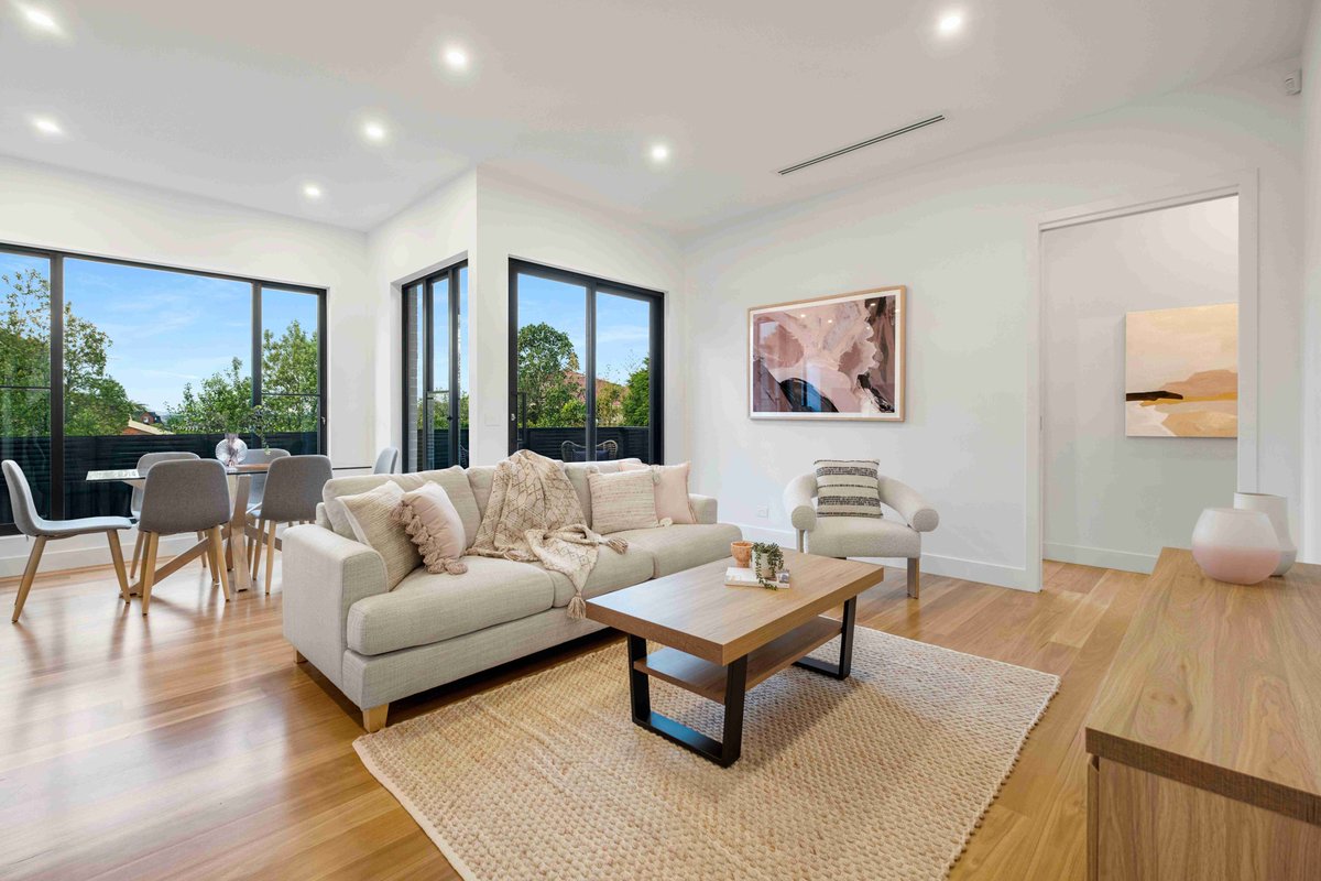 metropropertie's tweet photo. 🌟 Exciting News Alert! 🌟

Discover luxury living in Templestowe! 

Introducing our new townhouses at Metro Properties Australia. With 3 beds, 2 baths, and 2 parking spaces, priced at $1.4M. 

Contact us now!

Explore now: https://t.co/dPXlikUPBy.
Call Now: 0450-878-532 https://t.co/cm0B4uMfn1