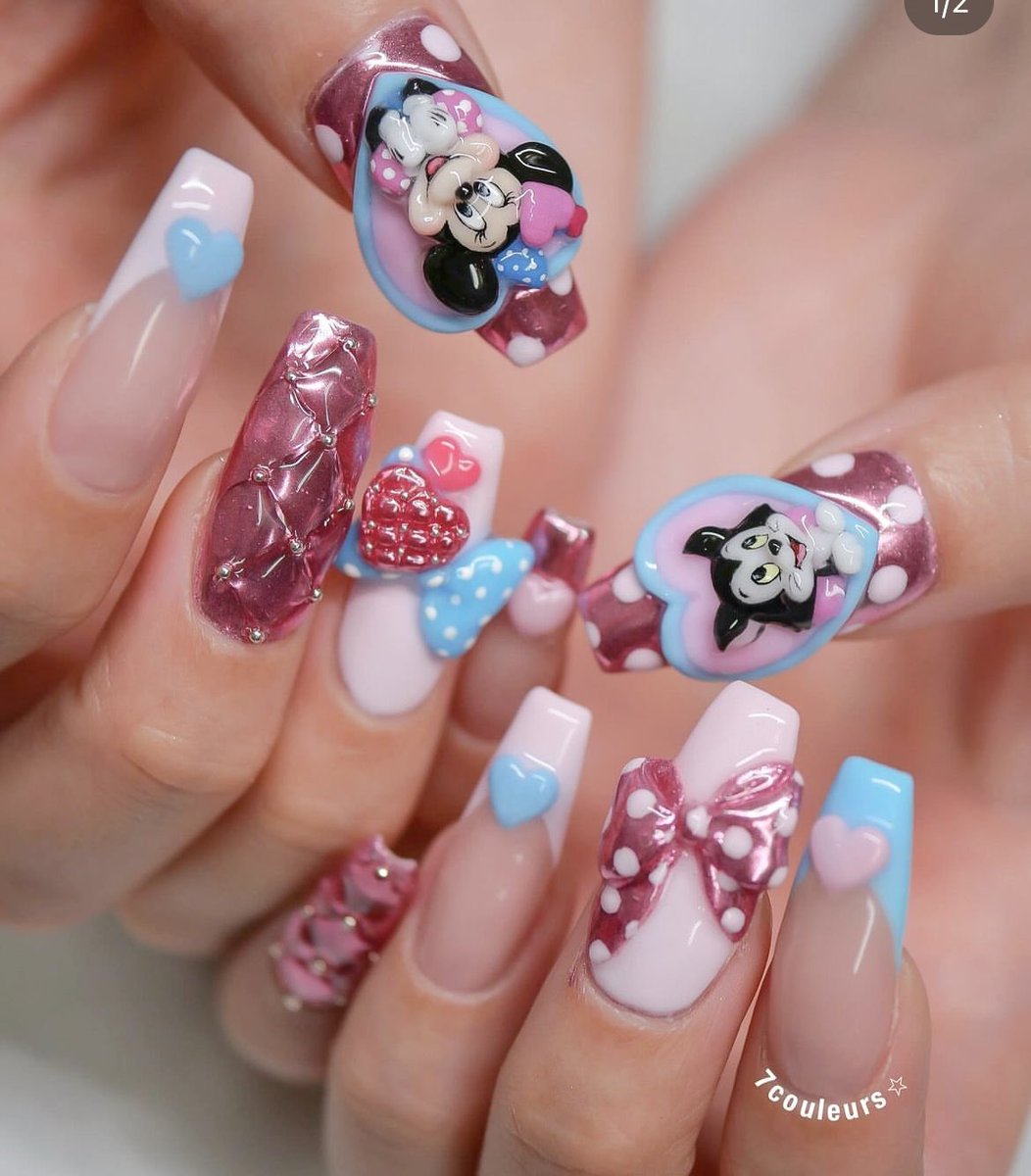 【インスタ　naaaaa_ho.nail  作品】

パルパルーザ　　ディズニーネイル💅