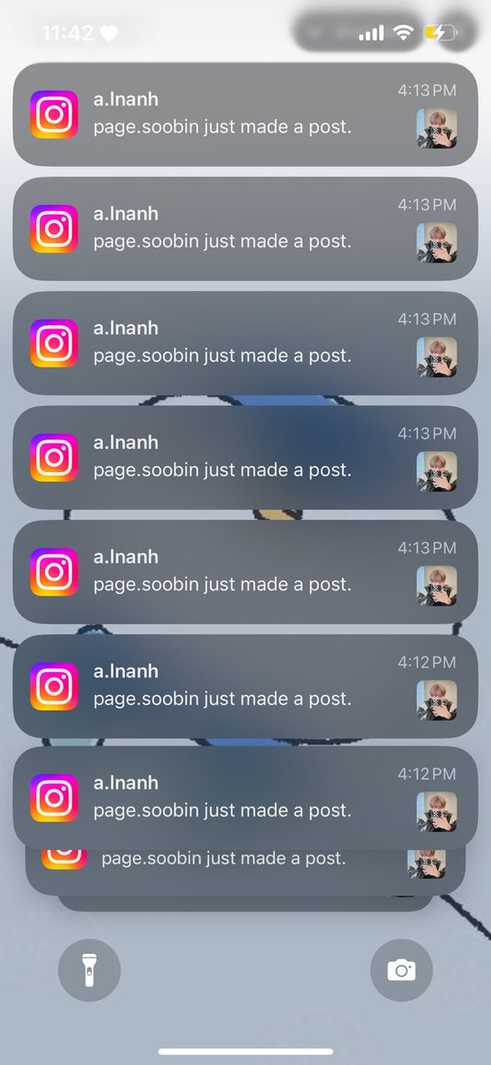 _alngyn's tweet photo. @txtarchivee i had to turn off my insta notifs https://t.co/mdwcWJYkX6