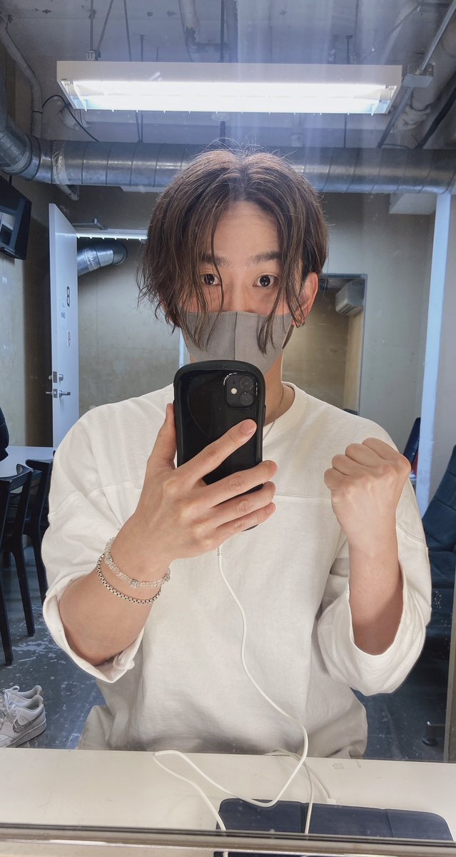 UKen314's tweet photo. うしっ！やるぞ。

来場者様はタオル持参です！

#会場入り
#サウンドチェック
#Uken #渋谷クアトロ
#BirthU
#東京公演 https://t.co/4TurwA6FPC