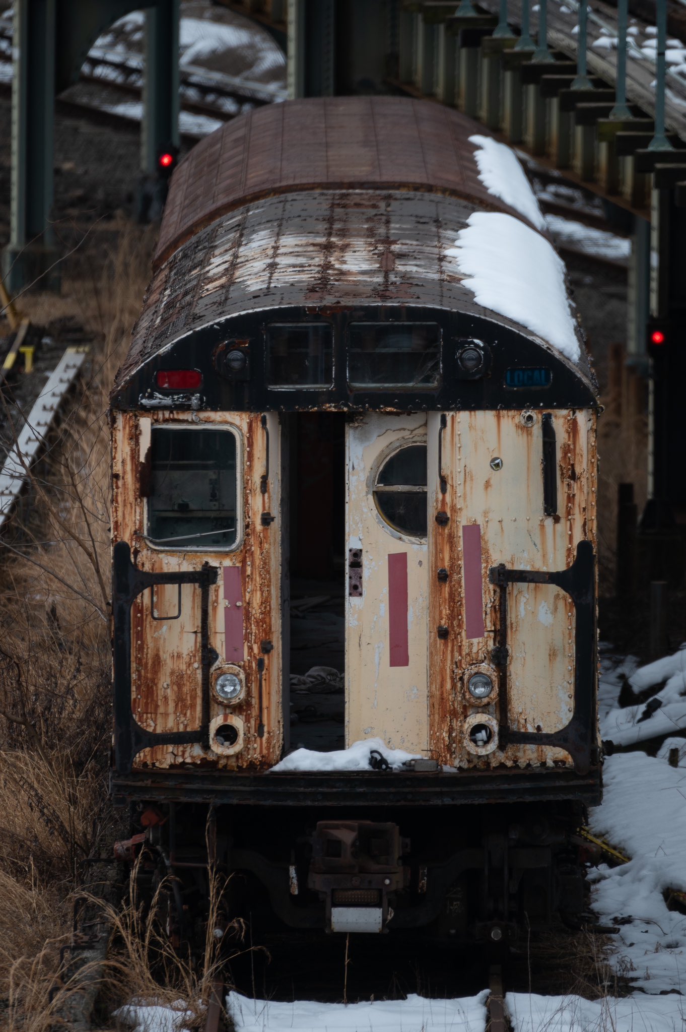 Amazon.com: Munipals MP01-110Z NYC Subway Z-Train Nassau