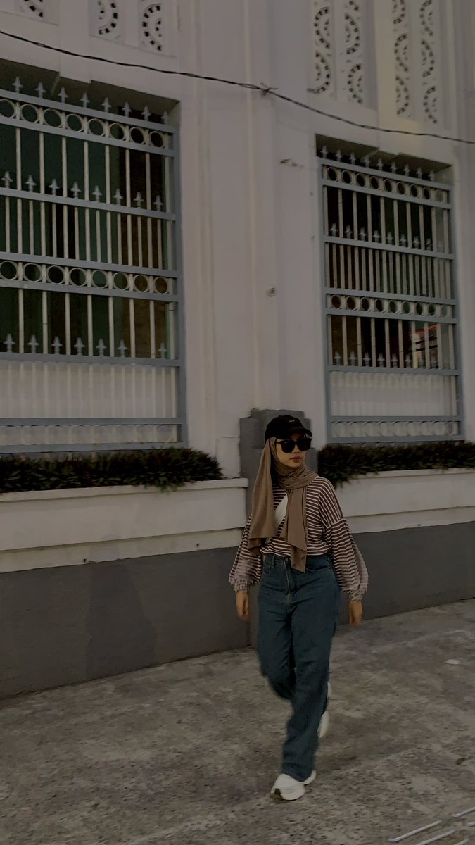 iftipad's tweet photo. Ini try on-nya. Bener2 vibes sepatu mahalll🔥

Harganya cuma 130rban, gas co skrg mumpung lagi diskon👀
🛒 https://t.co/i1b1oRLJca https://t.co/APg2Fr1yJo