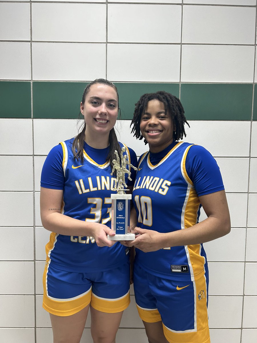 Final: John Wood 80, @ICC_CougarsWBB 63 Cougs w/ 4pt lead at half but JW went 9-18 from 3pt in 2nd half Paris Wilson 17pts/7reb Elena Redgate 15reb/14pts @Miyawebb_3 w/ 10pts/5reb @addiswadinsky11 w/ 7pts/7reb/4ast I Beat the Dean: Redgate & Wilson Cougs end season at 18-13