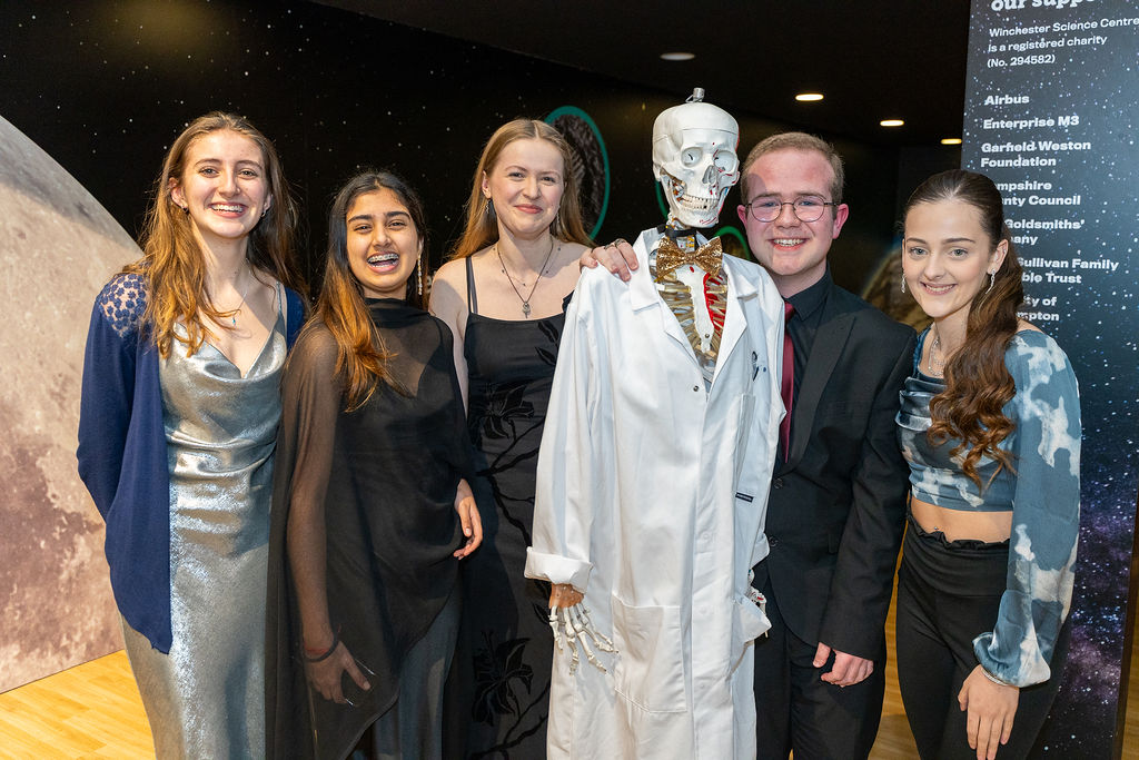 LifelabSoton's tweet photo. Congratulations to all our 🌟STARS🌟

LifeLab's young stars lit up the sky last Friday at @WinSciCentre for a glittering film premiere and awards ceremony.

See more pics in @hantschronicle article: https://t.co/33bBoQMkD3

#WeAreUoS #YouthEmpowerment #SecondaryEducation https://t.co/Ydaef28kJy