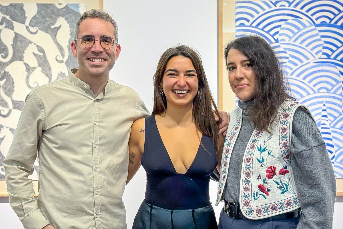 Ven al Ateneo a ver la exposición 'Escamas bajo la piel', de Marta Troya, que se podrá visitar hasta el próximo 19 de abril en nuestra sala Sala Pérez Estrada.

Te esperamos en nuestro horario habitual de lunes a viernes de 12.00 a 14.00 y de 17.30 a 21.00.