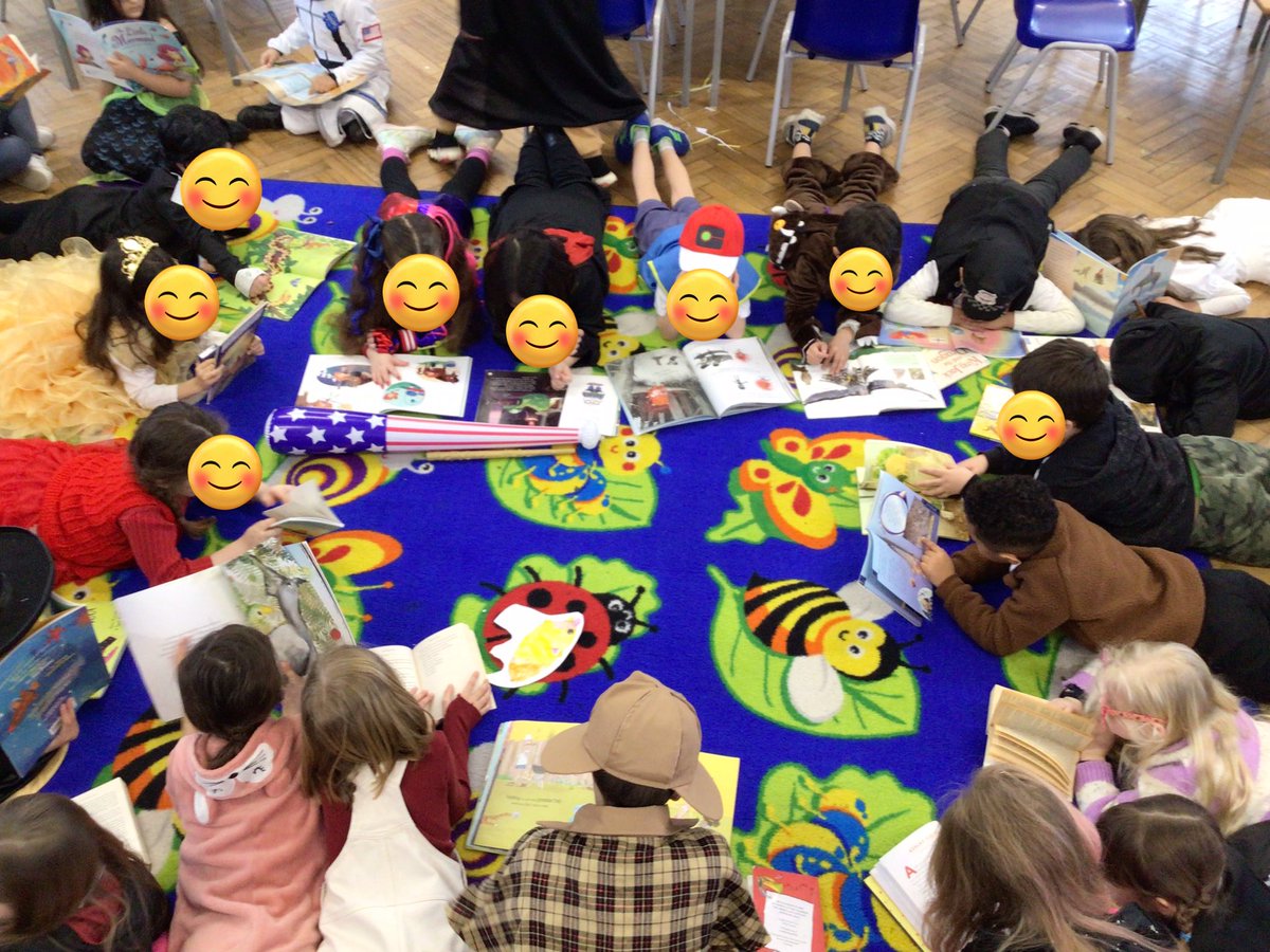 2M kickstarts #WorldBookDay by dropping everything and reading! 📖📚