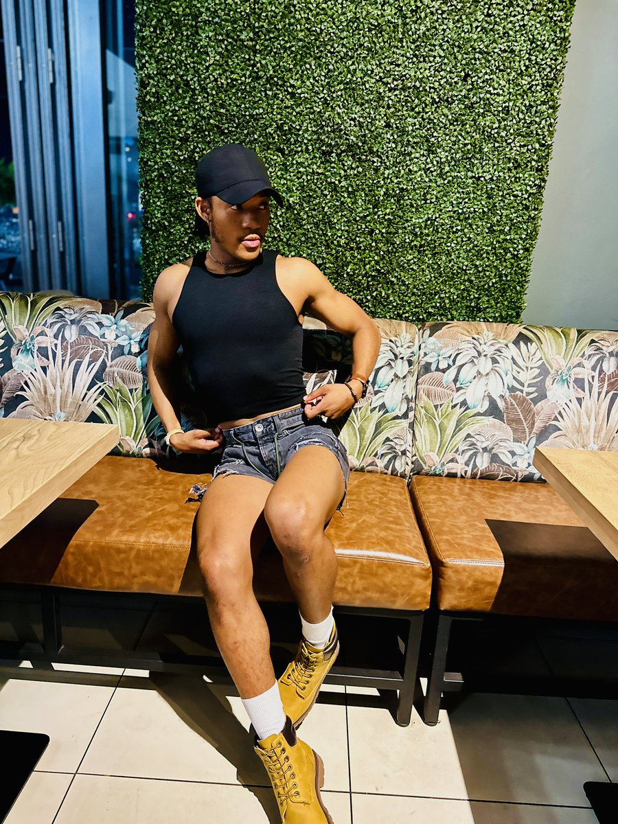 SkySimphiwe tweet picture