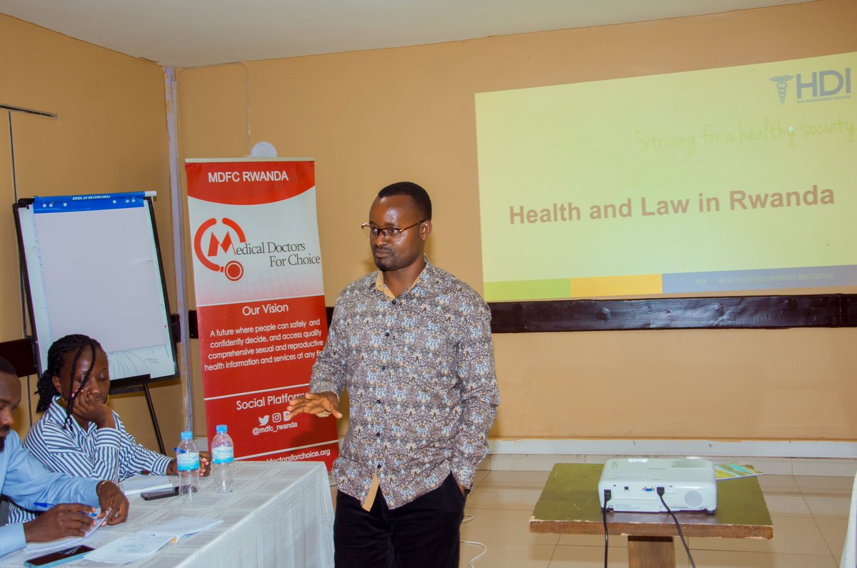 Today, we dived into Health and Law in Rwanda, facilitated by Christopher Nsengoga from @HDIRwanda, and started with an exploration of rights and laws pertaining to health, particularly in navigating laws related to human reproductive health. #healthcare #humanrightsmatter.