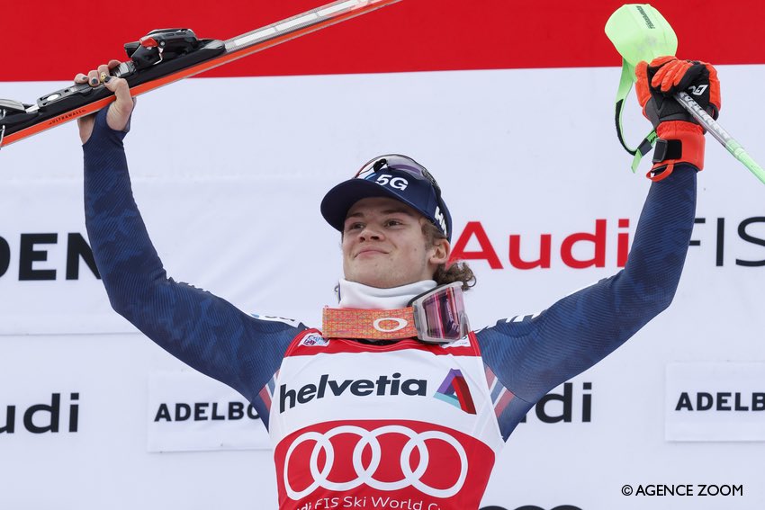 « I am returning to ski racing »
C’est officiel : Lucas Braathen vient d’annoncer qu’il repart à la conquête des podiums de Coupe du monde, et cette fois, pour une samba entre les piquets et portes sous les couleurs du Brésil ⛷🇧🇷

Photo copyright Agence Zoom/Alexis Boichard