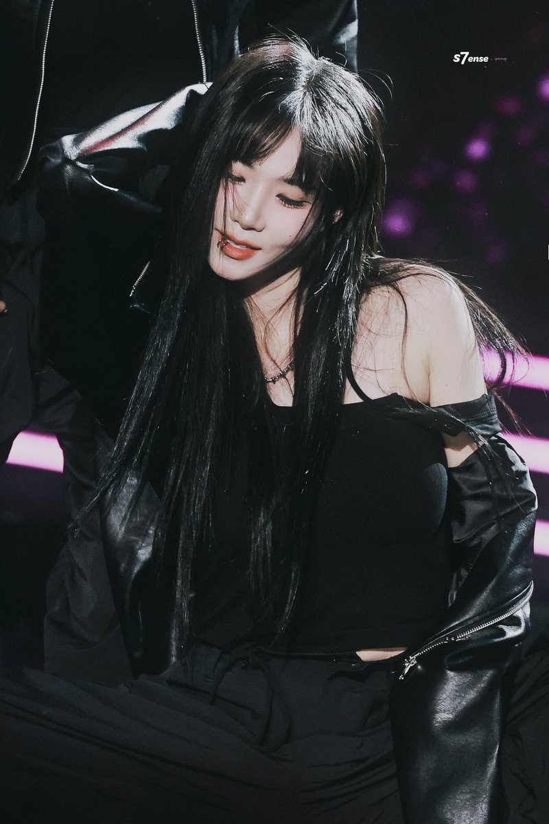 240218 HMA

#나경 #김나경 #nakyoung
#tripleS #트리플에스