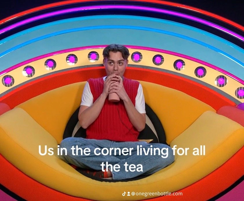 onegreenbottle's tweet photo. Me and my emotional support water bottle secretly living for all the drama 👀
#CelebrityBigBrother #CBBUK #bigbrother https://t.co/WeWmbwPU2k