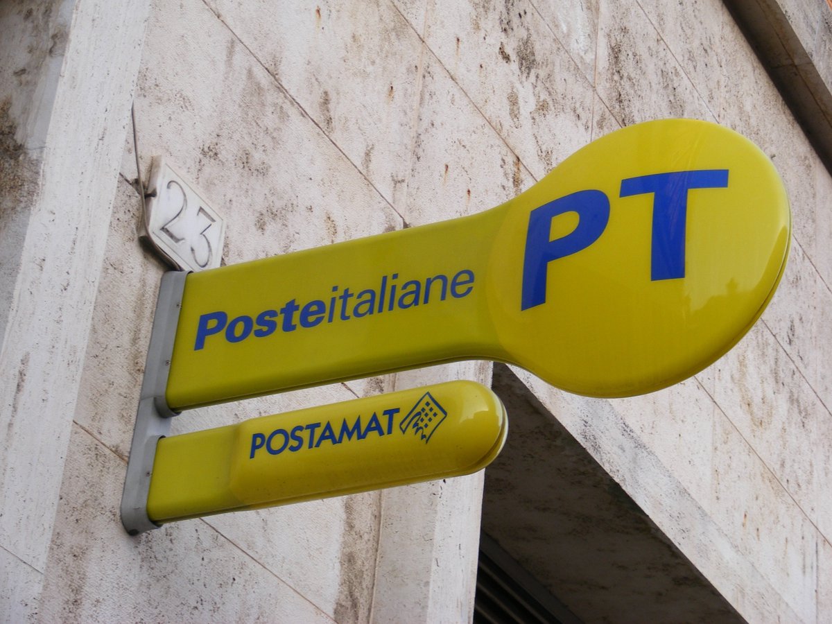 SardegnaG's tweet photo. Uffici #postali nei piccoli centri sardi verso la chiusura con la possibile #privatizzazione voluta dal governo, zone interne dell'isola sempre meno servite #Poste #6marzo
https://t.co/IMSik1YAxD https://t.co/VwDfHWAUCJ