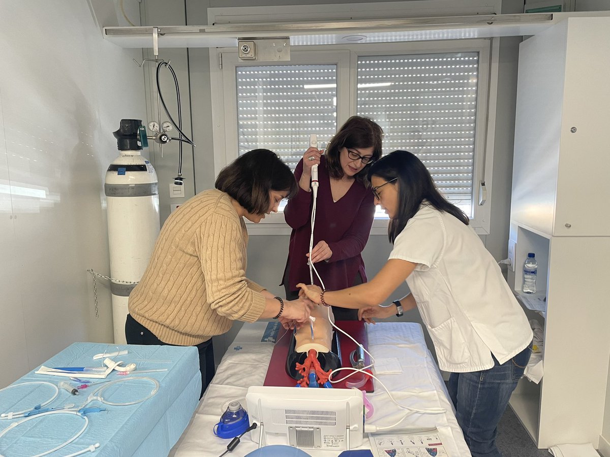 BroncoscopiaUCI's tweet image. BadaFibro 2024
Sala de simulación clínica HGTiP
Módulo 3
@SOCMIC @semicyuc @AmbuEurope @SimulacioVH #simulacio @TruCorp_ @hgermanstrias @MTSimulators