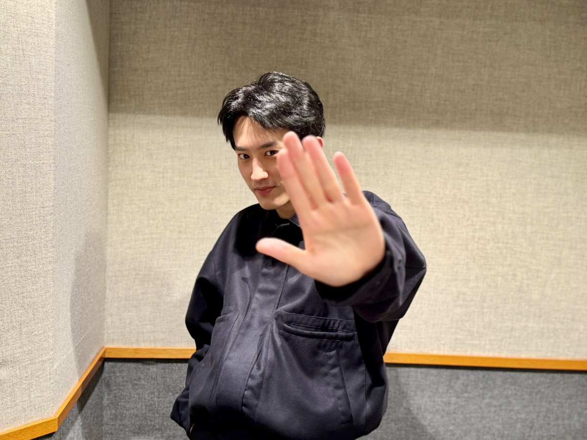offtalksugi_tfm's tweet photo. ／
📻【FM 大阪 でお聴きの皆様】 
＼   
今夜26:30~ #杉野遥亮 の #今夜もオフトーク です!!  

今夜は卒業ソング特集をお届け‼️
皆さんの思い出の卒業ソングは何でしたか？？
杉野くんからのお知らせも

#FM大阪 #radiko 
https://t.co/PWb6FjXyS1 https://t.co/TnS1FDb9fC