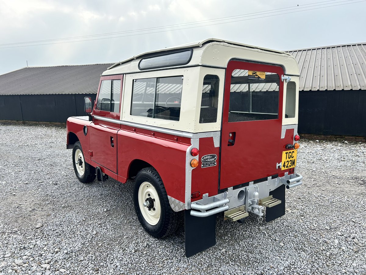 JohnBrown4x4's tweet photo. We are loving this Masai Red station wagon, rebuilt onto a galvanised chassis and available for sale today on our website. #galvanisedchassis #stationwagon #7seater #series3 #landrover #vintagelandrover #classiclandrover https://t.co/9Vg5oTczbT