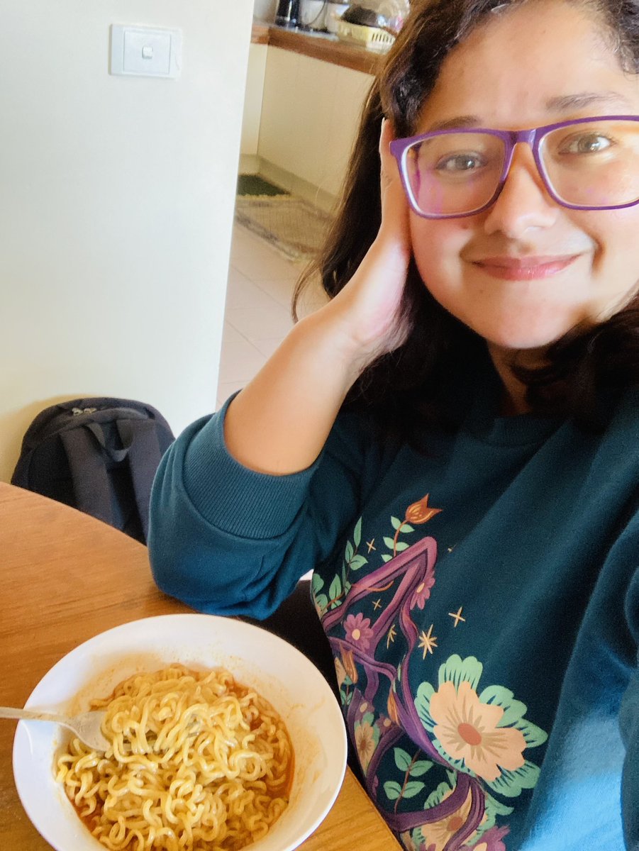 Turning exhaustion into ‘ramen-tic’ bliss – because slurping noodles is my post-uni therapy! 🍜😴 #RamenRescue #StudentLife #foodlovers #foodlove #foodie