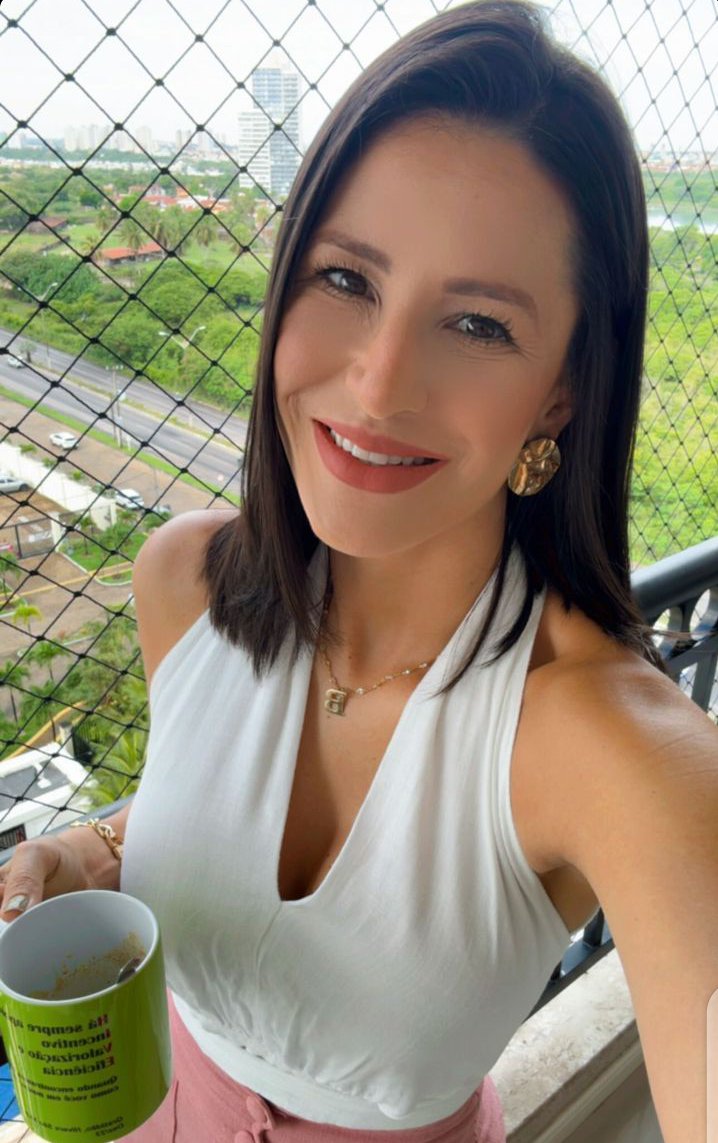 Maria6277348249's tweet photo. Good morning friends!!! I don't know if I still look sweet. 😌 https://t.co/pZEOcDZUhl