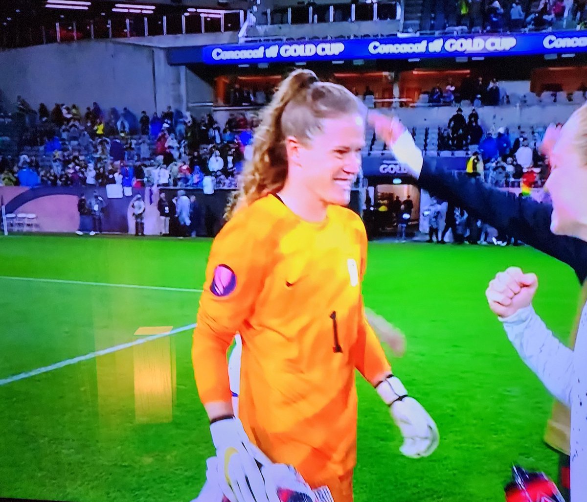 EricAdunagow's tweet photo. Say it ain't so #Naeher ! Fake VAR call, 3 penalty saves , and a banger goal! That's just #SAVAGE #GoUSA
#ConcacafWGoldenCup @USWNT https://t.co/9ahFiHeH7X