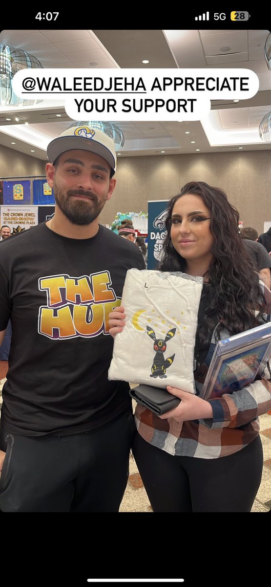 Savethekiw32482's tweet photo. @MoheganSun this past weekend for card convention! Gotta love vintage Pokémon cards and more! #Pokemon #PokemonGO #mohegansun https://t.co/PIz5dB7QeD