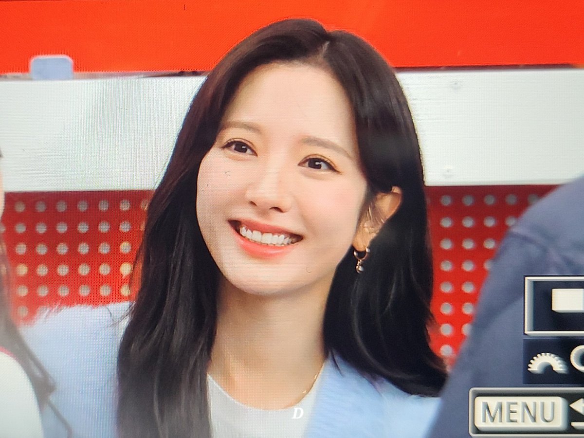 chya0402's tweet photo. 240307 피라미드 게임 백인��고 2-5 커피차 이벤트

#보나 #김지연 https://t.co/hm2B8cC8Qu