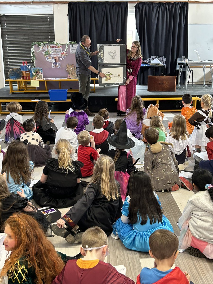 What a fantastic WBD @ArdleyHill superb costumes by staff and pupils as well as an author-illustrator visit from @mprobertsonart #dragonsrule #WBD24 @unleashing_me @_Zoe_Kerr @LorraineHughe20 @AJRAllModCons @ChilternLT