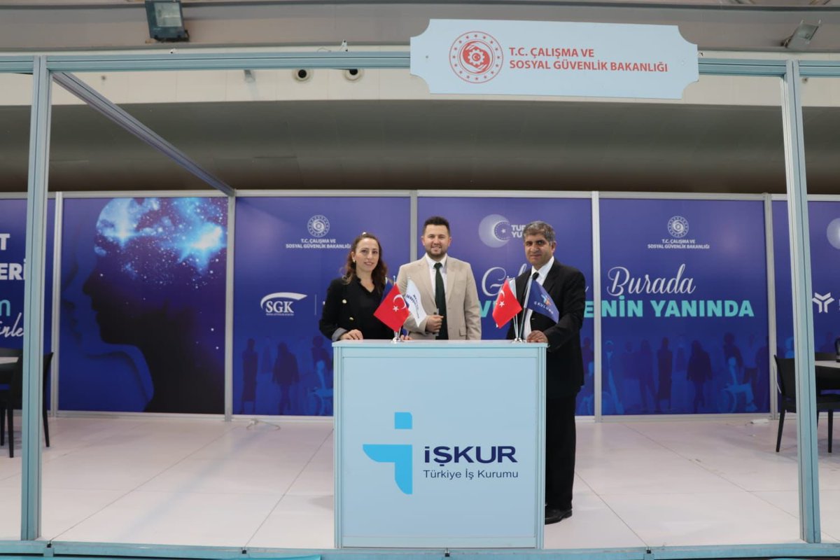 TurkiyeIsKurumu's tweet photo. 🔈Devlet Teşvikleri Tanıtım Günleri'nin yeni durağı Bursa❗️

💥 Gençler sizleri standımıza bekliyoruz ❗️

🗓️7-8 Mart 2024
📍 Merinos Atatürk Kongre ve Kültür Merkezi 

🚀Geleceğin Burada #devletinseninyanında... https://t.co/JJt6HMnDrP