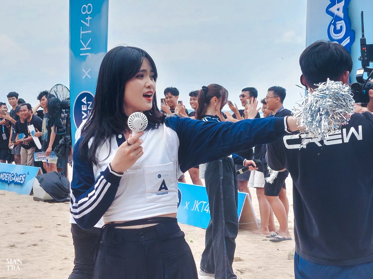 MantraRF's tweet photo. 👾🏄‍♀️🙋🏻‍♀️

Wondergame Nivea-Men, Bali

070324
#RevaFidela #MantraRF #JKT48 https://t.co/oCdW7PgdGI