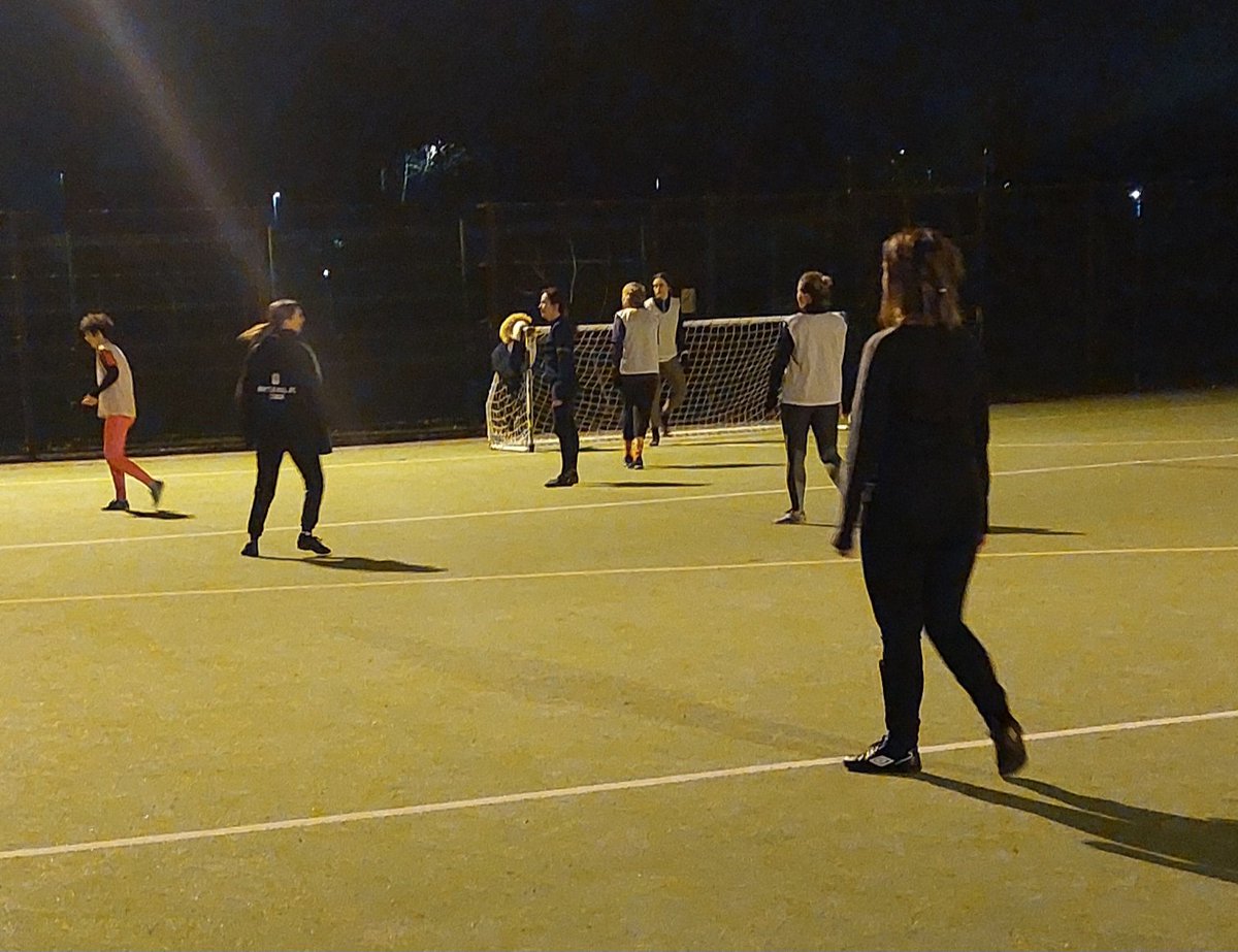 What a brilliant session last night with our WA5 Lionesses over 30s group. Some great football, oh and cake. New players always welcome. No experience needed. 8-9pm Penketh High School outside on the astro pitch Heath Road Penketh WA5 2BY.