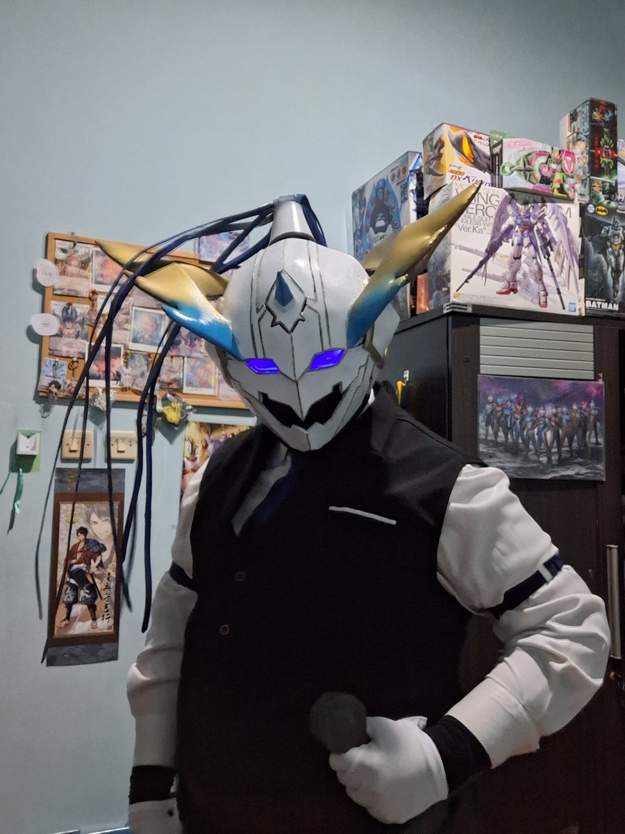 pak_paus's tweet photo. Most people didnt realize it but my Bastion Helmet is actually have light on it's eye
#ヴァンガード
#cardfightvanguard #CFVG https://t.co/Hdz01POEXA