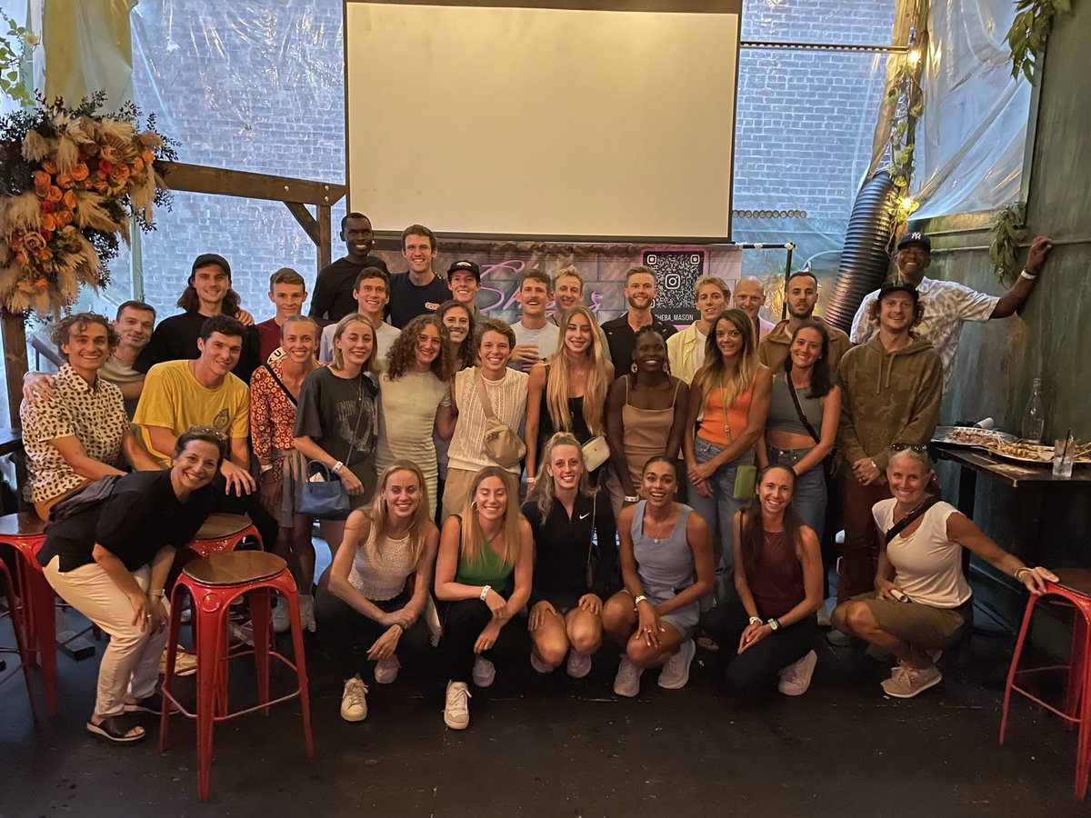 Sam Grotewold (@s_grotewold) on Twitter photo I was going thru my photo roll tonight and saw this pic from ‘23 #NB5thAveMile. There are five medalists from the ‘24 #WorldIndoorChamps in this photo. If you take out the <a href="/nyrr/">New York Road Runners</a> staff, that means nearly 1/5 of the people in this pic won a medal at WIC. I was going thru my photo roll tonight and saw this pic from ‘23 #NB5thAveMile. There are five medalists from the ‘24 #WorldIndoorChamps in this photo. If you take out the <a href="/nyrr/">New York Road Runners</a> staff, that means nearly 1/5 of the people in this pic won a medal at WIC.