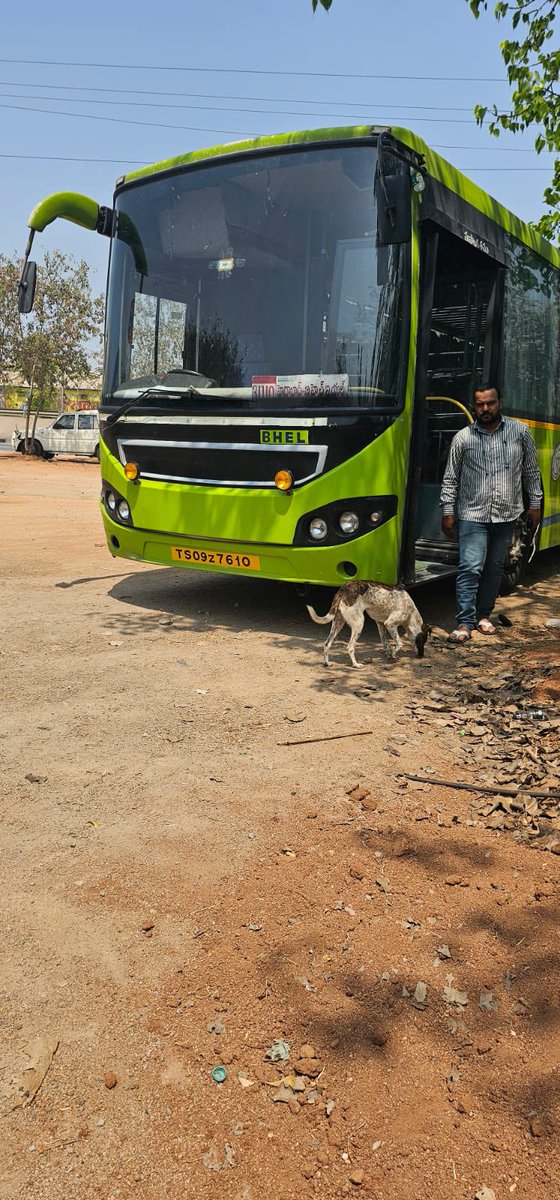 LuckySunil5863's tweet image. @tsrtcmdoffice @revanth_anumula @PonnamLoksabha 
Respected sir since iam telling about stoppage of buses at outside dhaba iam not getting justice on this regard . Please ensure that every has to stop at respected busstops. 
#saveRTC#