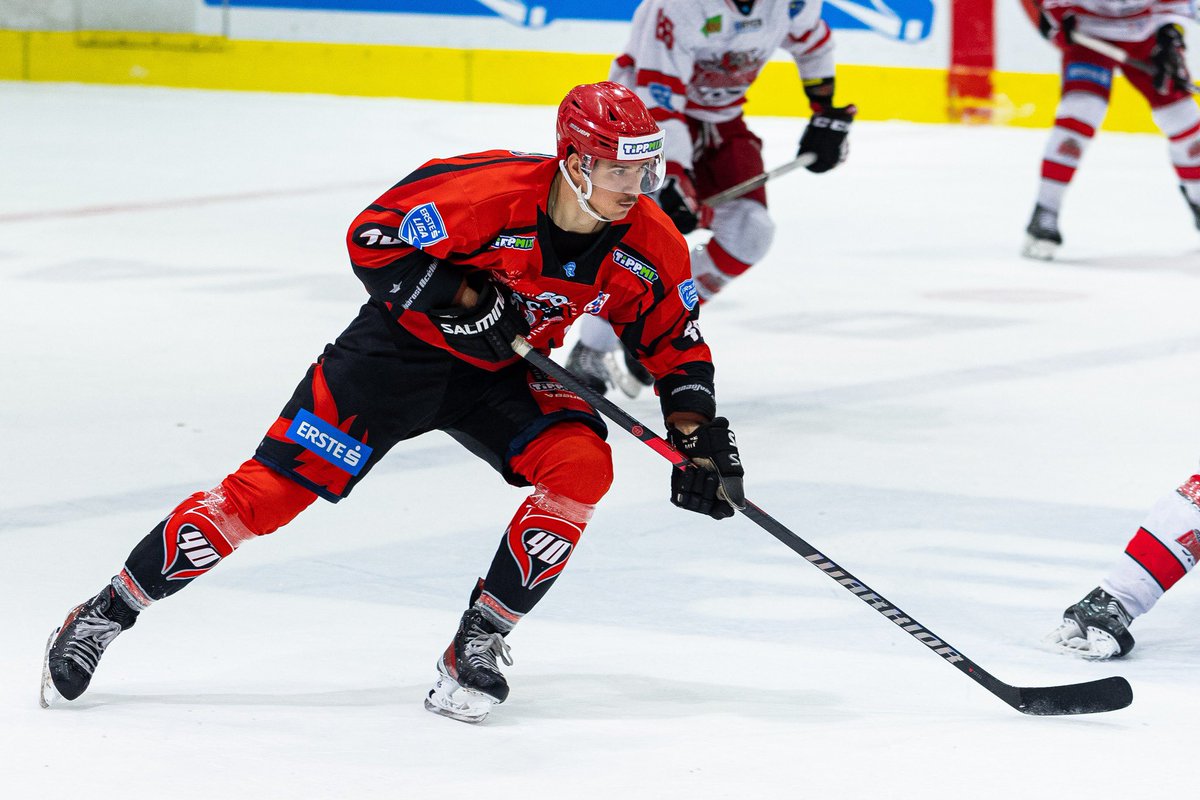 vaculik21's tweet photo. Erste liga hockey 🏒🇭🇺 https://t.co/pho30CHAeo