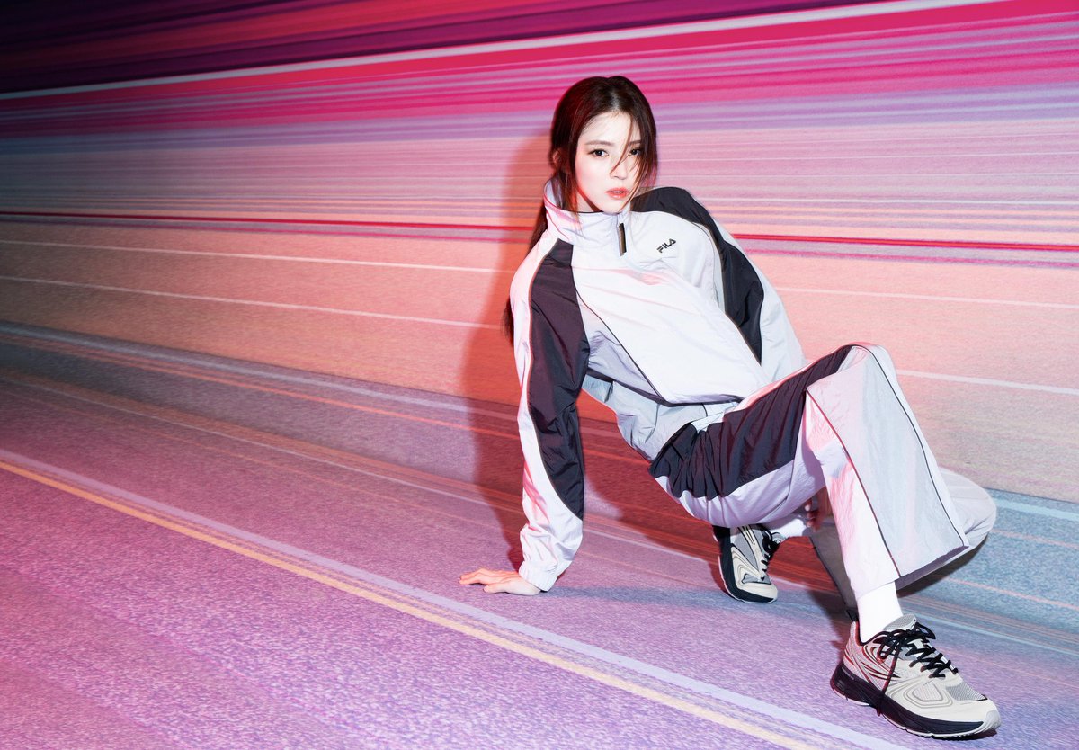 FILAIndonesia's tweet photo. 2024 FILA Spring campaign with SO-HEE (@xeesoxee) is here!

With the FILA Spring collection, you can experience the beauty of comfortable yet stylish sportswear.

#Fila #FilaGlobal #Filakorea https://t.co/aX6CZg5YGH