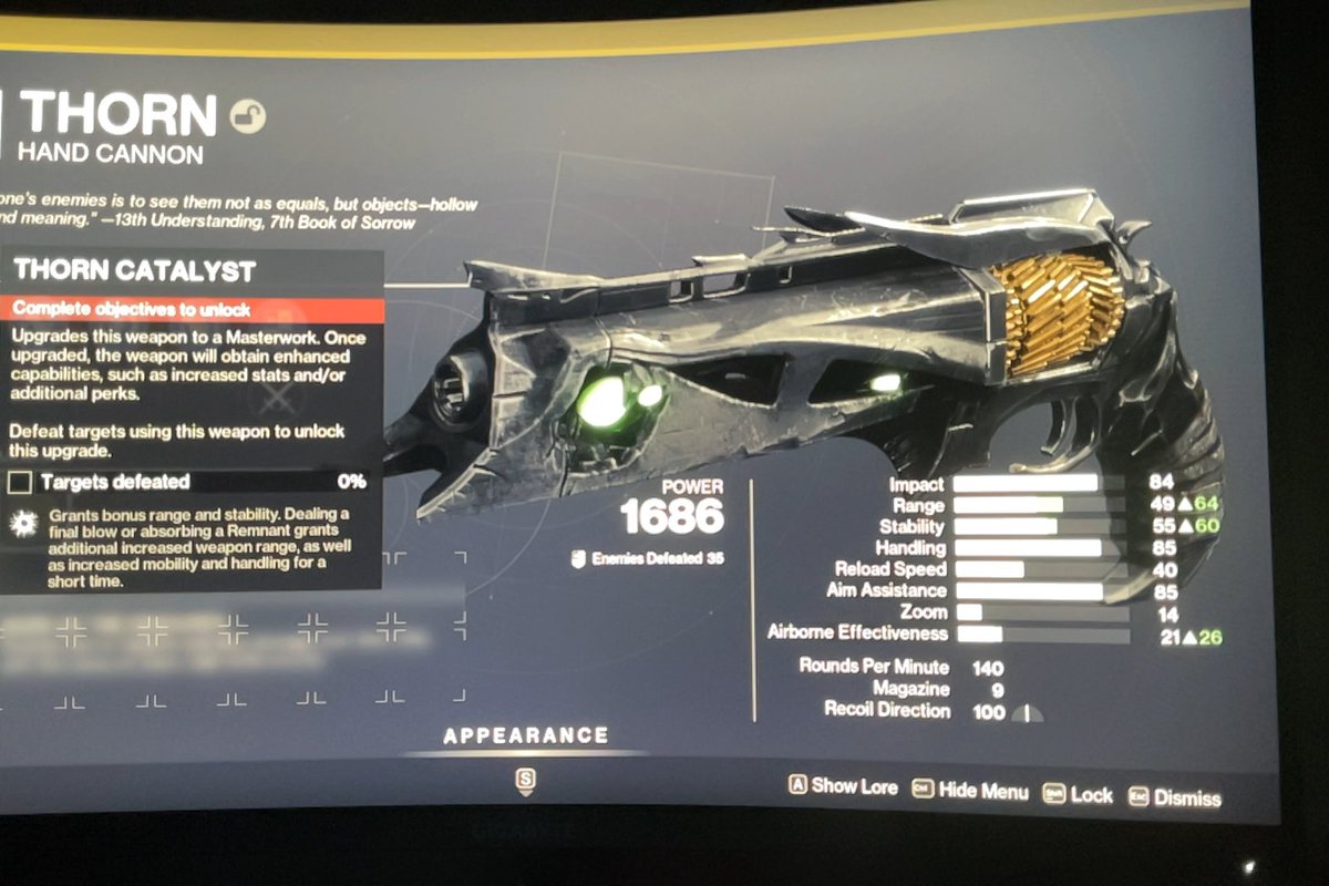 _Phische's tweet photo. @BungieHelp How can my Girlfriend get the thorn catalyst after literally 2 strikes and I cant get it with over 5,000 kills on the weapon. https://t.co/w01Fja0nFU
